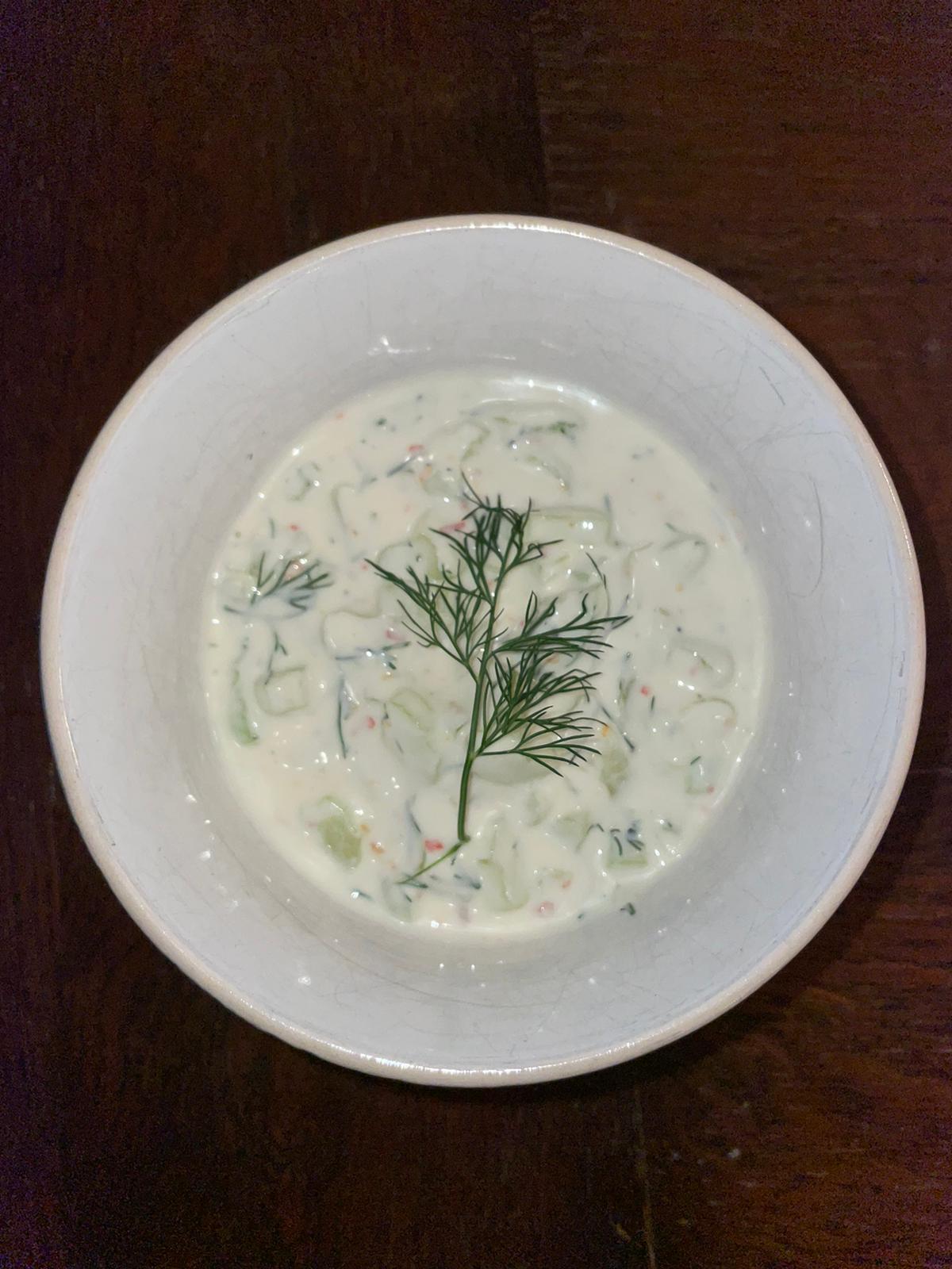 kalte Joghurt-Suppe mit Staudensellerie - Naturhof-Bocholt